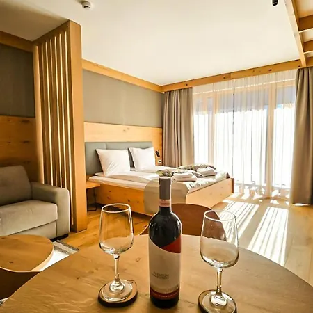 Vucko Lux C334 Private Host *